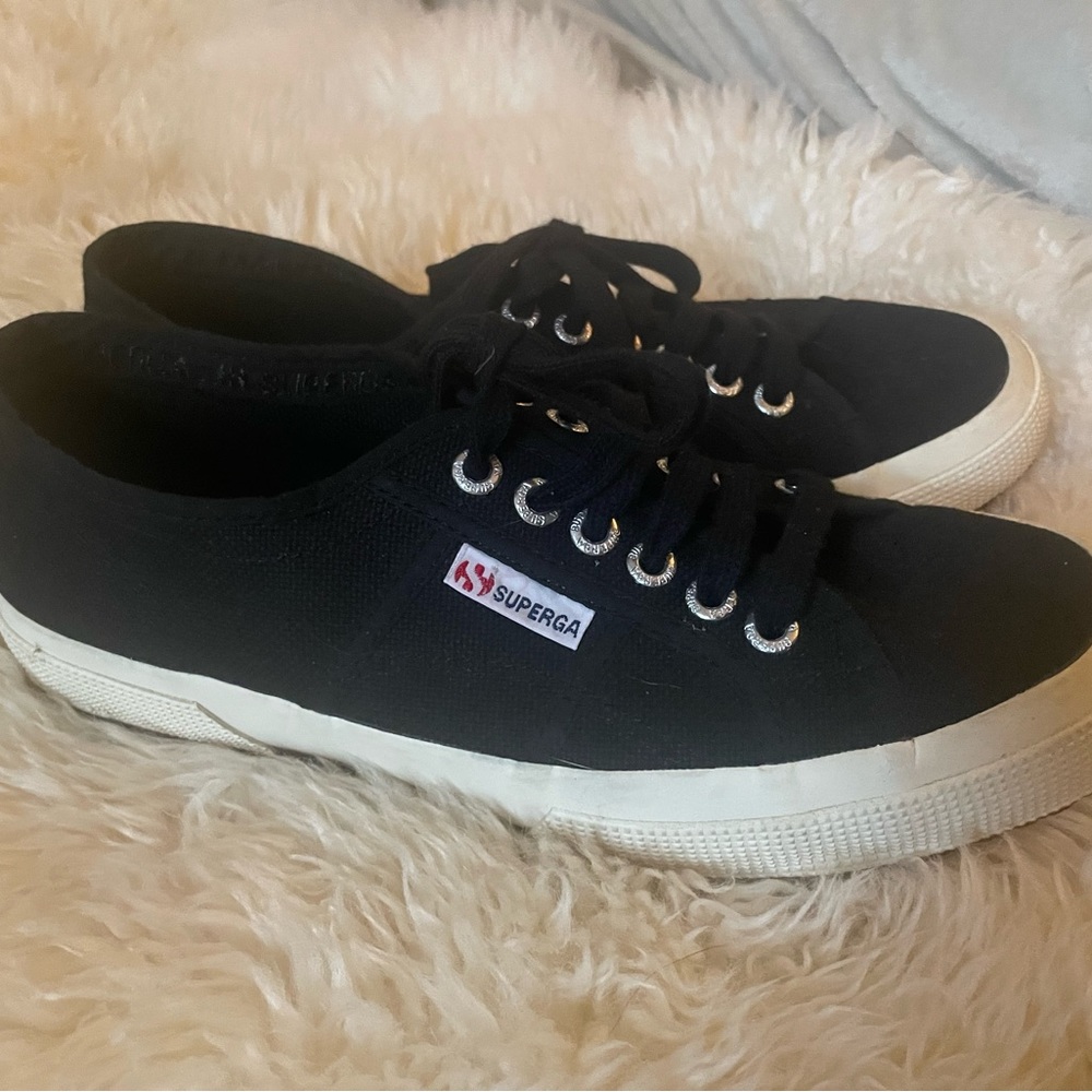 Unisex Black Superga sneakers 7.5m/ 9w Like New
